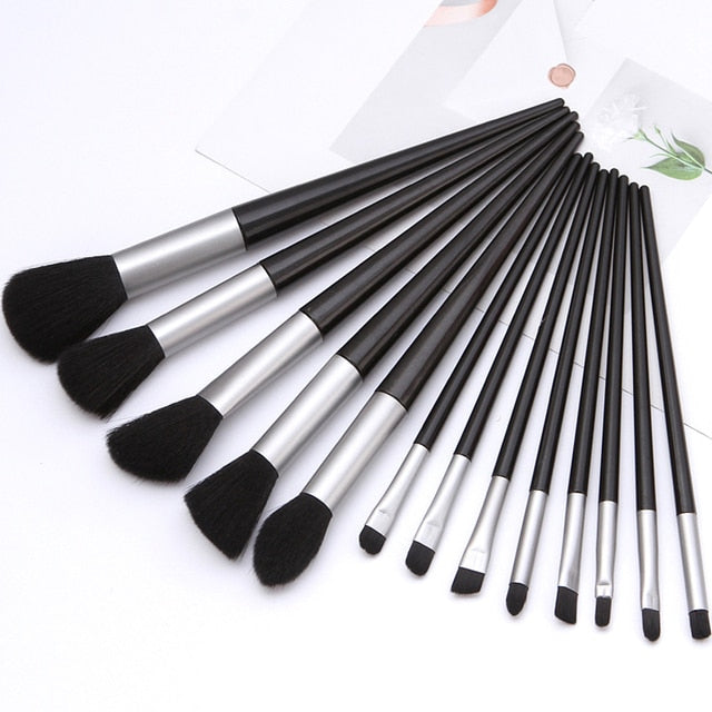 Palette Perfection : 13 Pcs Makeup Brush Set